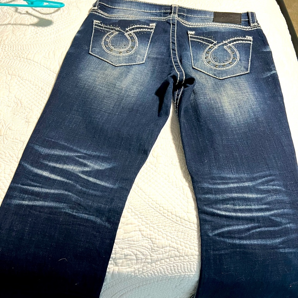 Big Star jeans. Excellent used condition. Size 31L.
